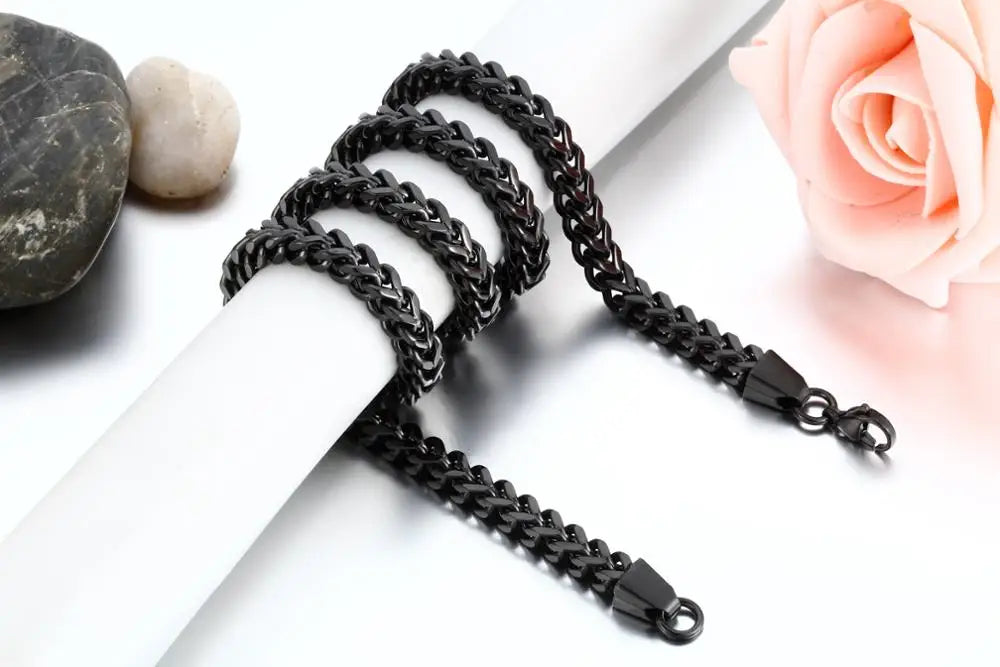Black Wheat Chain